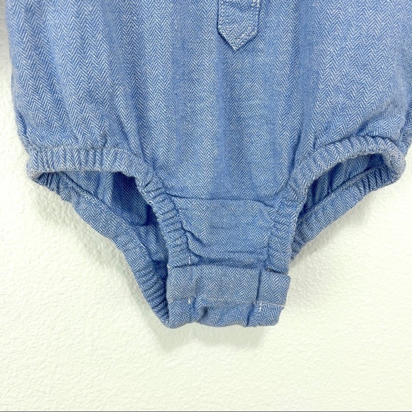 BabyGap Factory- Blue Button Down Onesie 12-18 Mo - Picture 4 of 6
